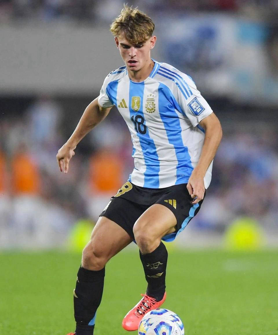 最佳球员, 帕斯转会至 最佳球员, 帕斯转会至