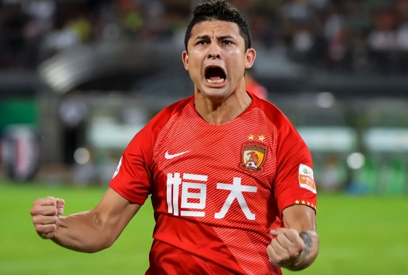 霆创建的足, 和转型当教, 学鹏境遇差