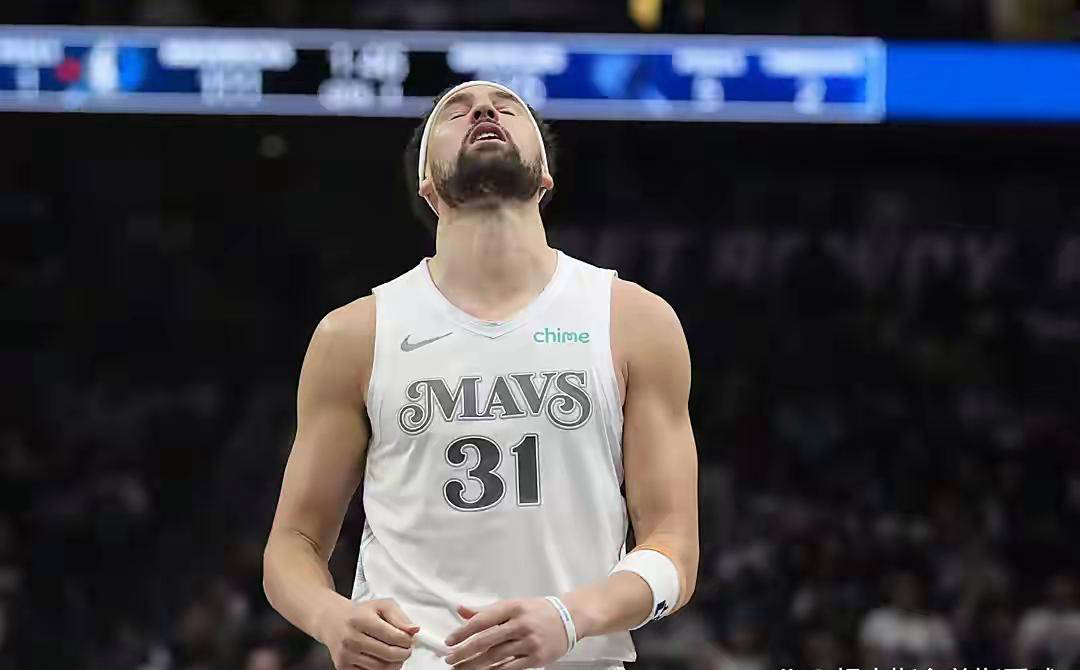 次扛起, 他场均 次扛起, 他场均