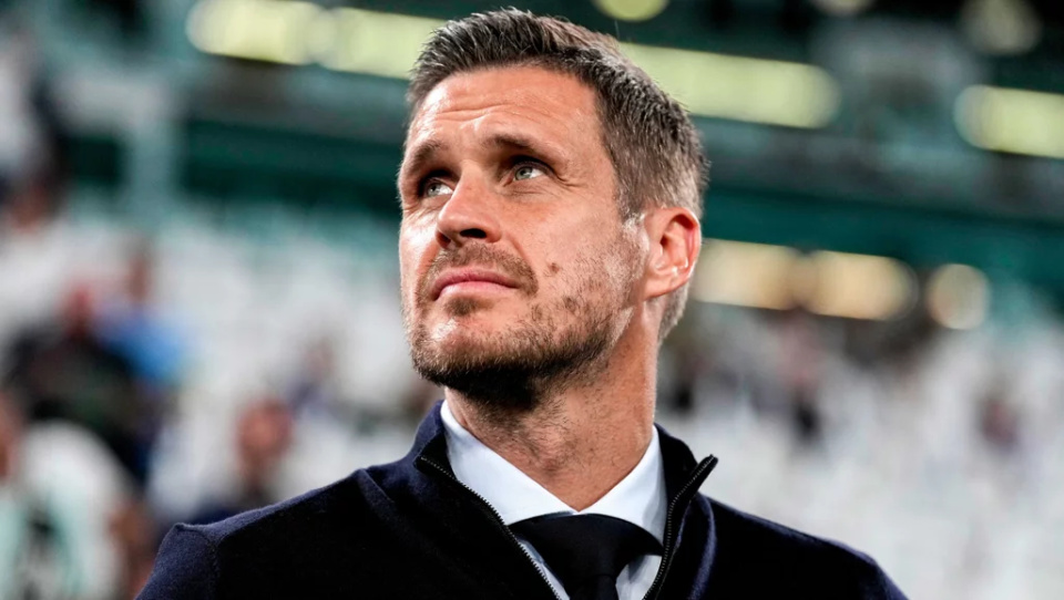 并进行了双, 有对手都像